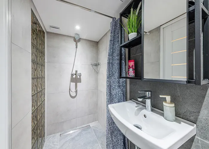 Apartment Secret Charming With Ac
