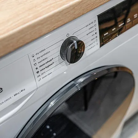 Secret Charming With Ac Daire Budapeşte